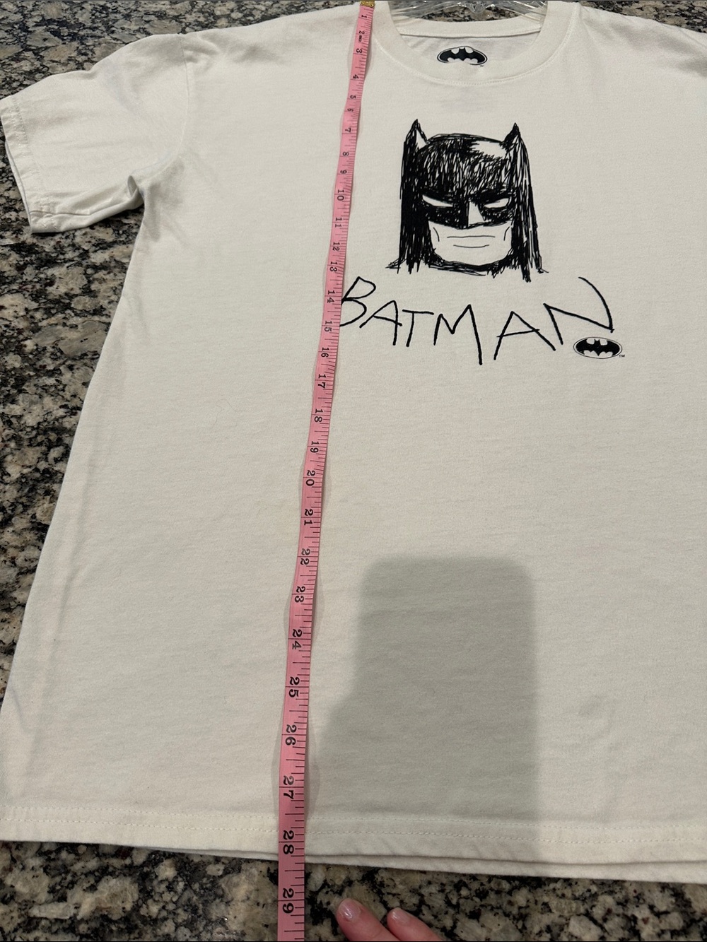 Batman DC Comics Sketch Graphic Tee cream and black size L - Picture 6 of 6